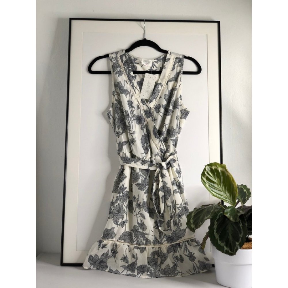 Sienna Sky White Floral Wrap Dress NWT